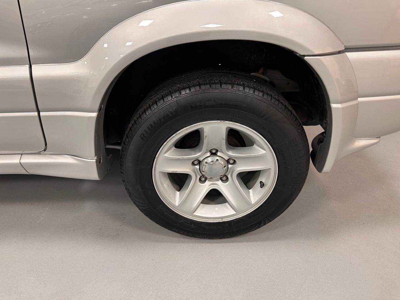 SUZUKI GRAND VITARA 1.6 BENZ. 4X4 3 PORTE