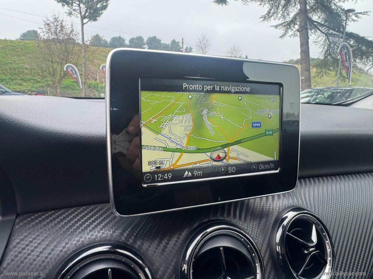 MERCEDES-BENZ GLA 180 Executive