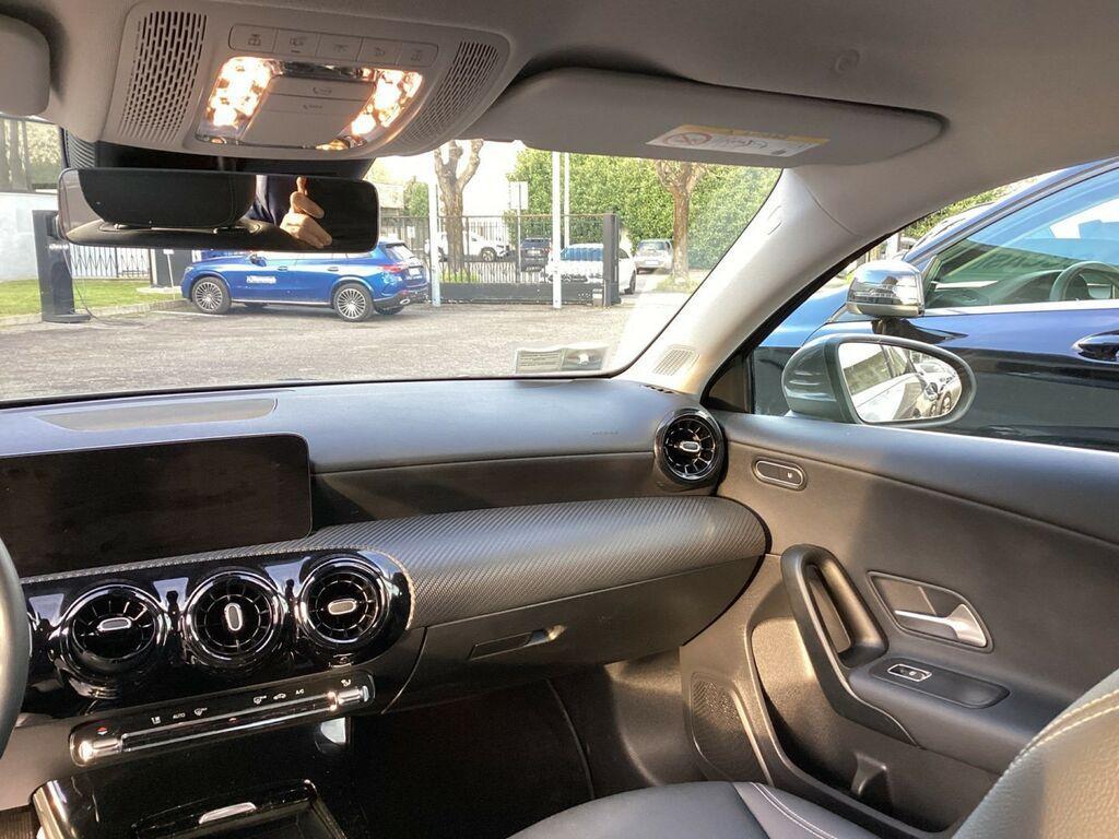 Mercedes Classe A 180 180 D Advanced 8G-DCT