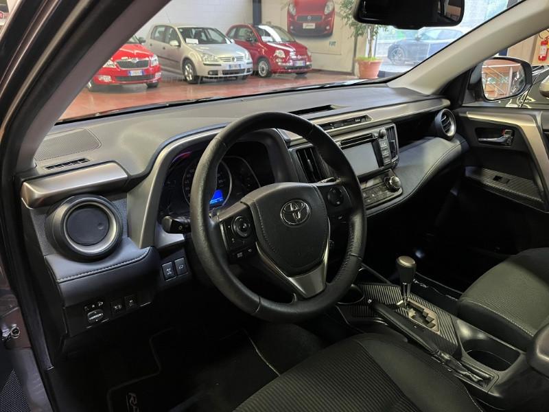 TOYOTA RAV4 2.2 D-CAT A/T 4WD Style