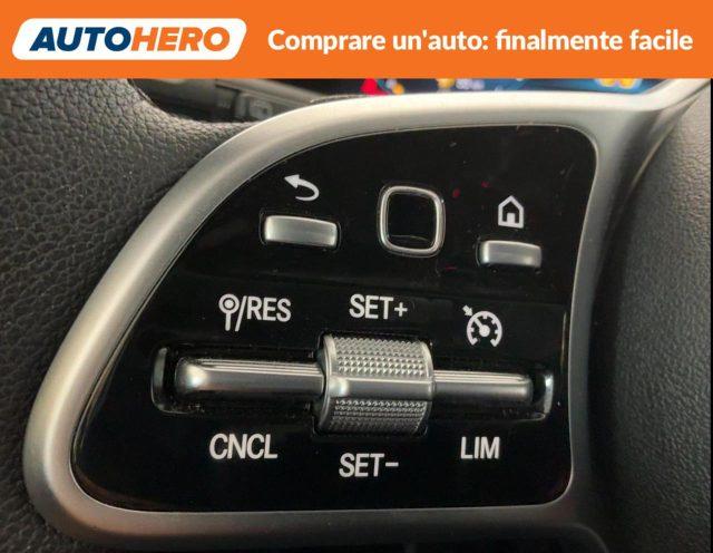 MERCEDES-BENZ GLB 200 d Automatic Sport