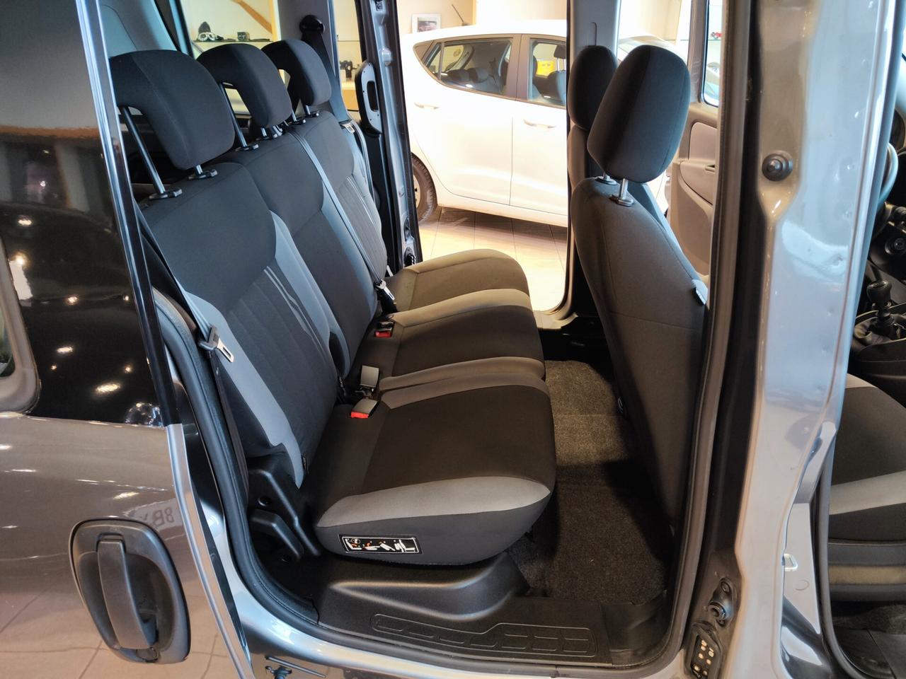 Fiat Doblò 1.6 MJT 16V 120CV Easy