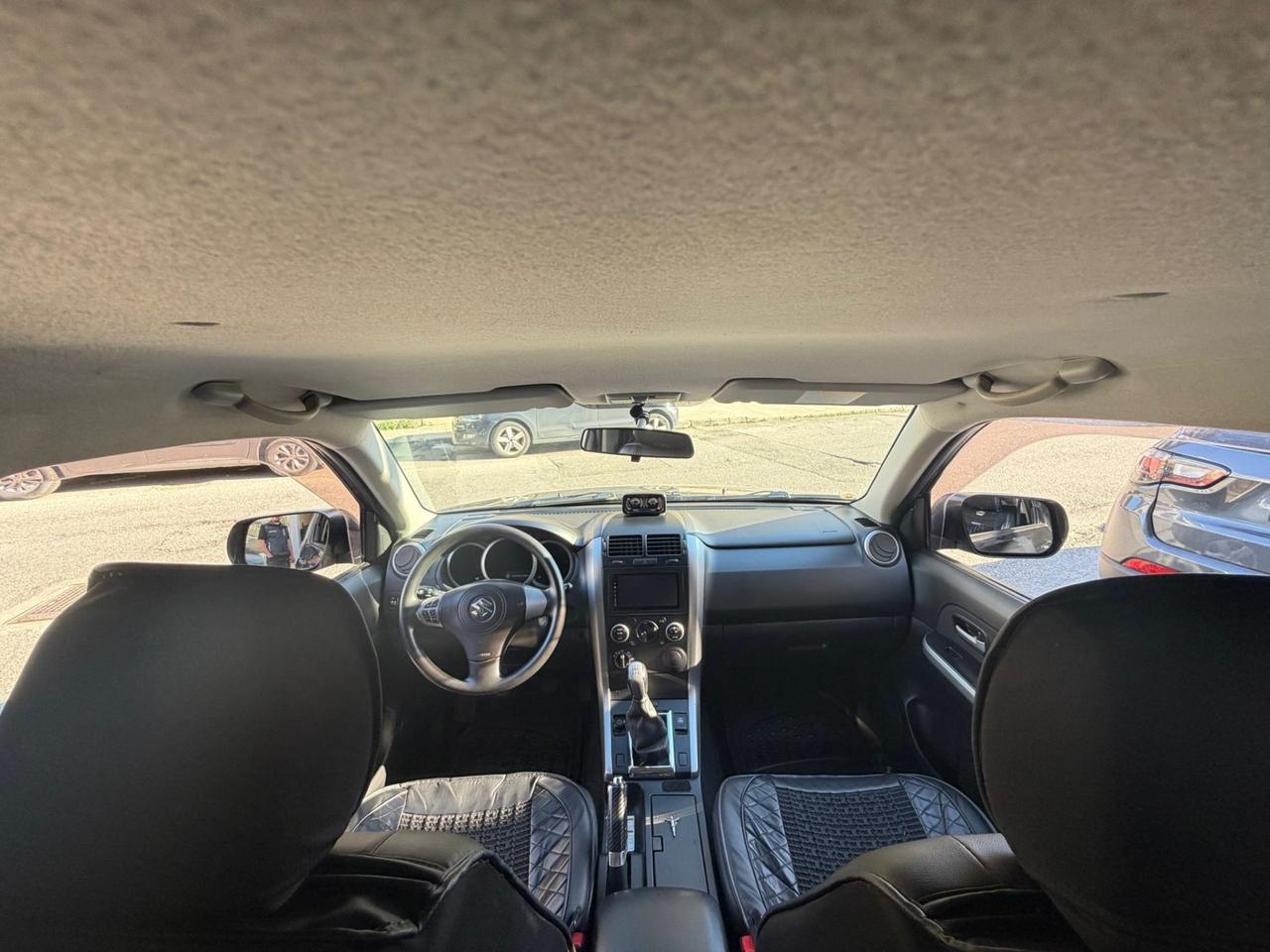 Suzuki Grand Vitara 1.9 DDiS 3p. Special Edition