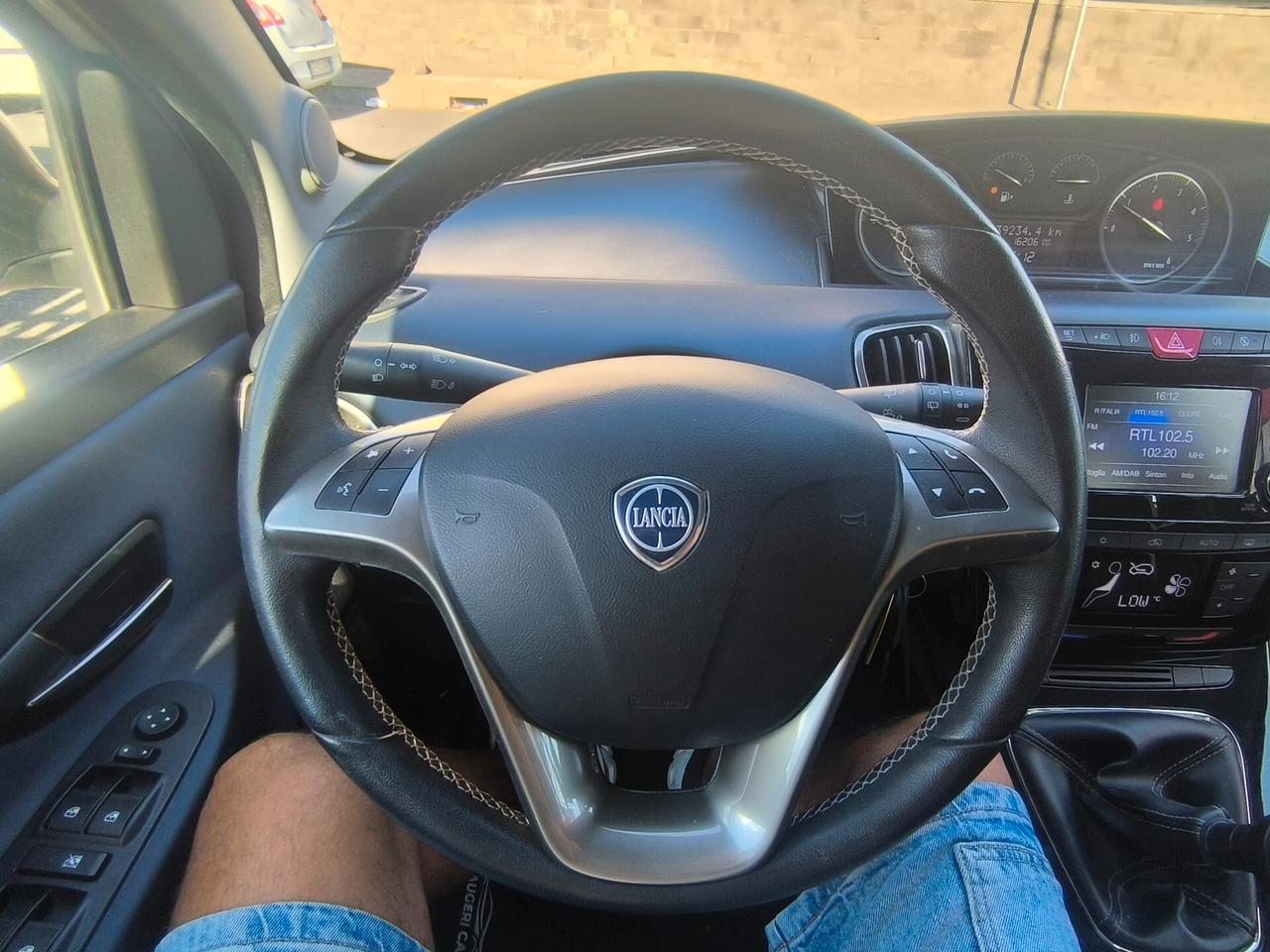 Lancia Ypsilon 1.3 MJT 16V 95 CV 5 porte S&S Gold