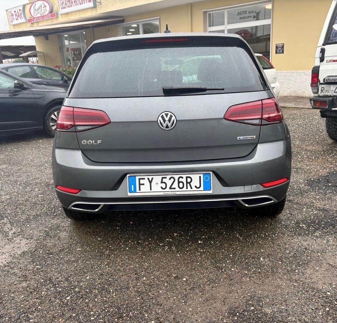 Volkswagen Golf 1.5 TGI DSG