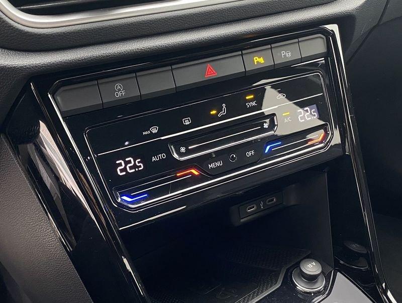 Volkswagen T-Roc R-Line 2.0 TDI 150CV DSG