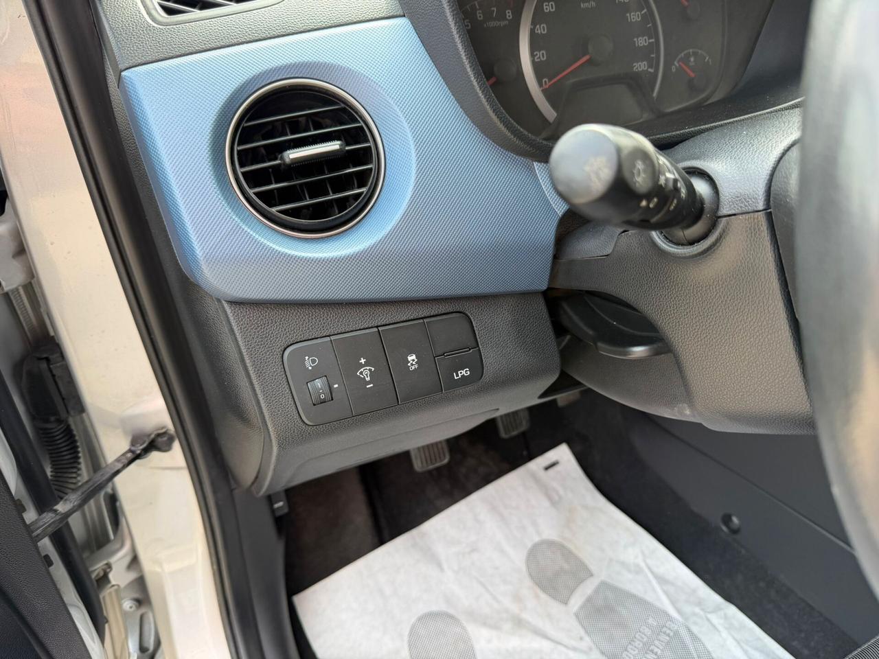 Hyundai i10 1.0B/GPL 12/2016