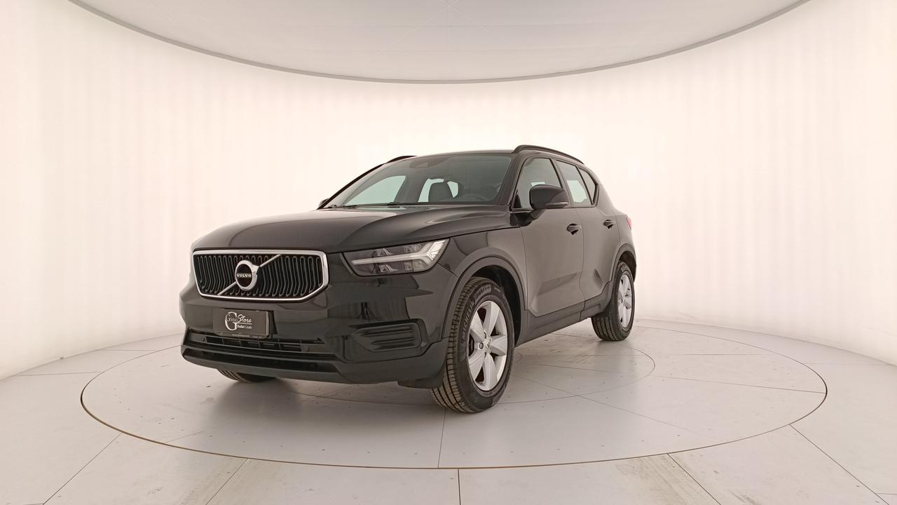 VOLVO XC40 1.5 t2 Momentum auto my21