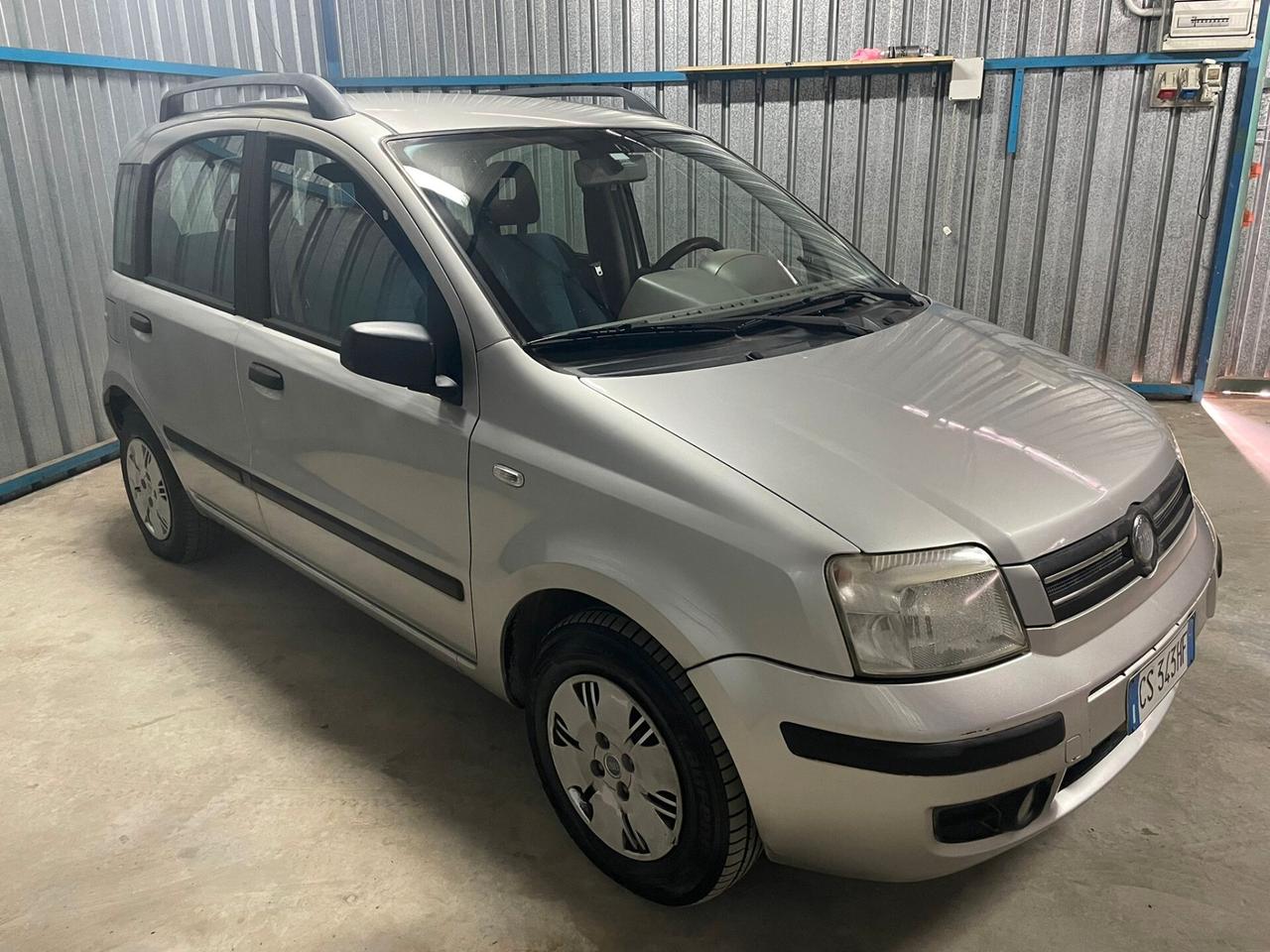 FIAT PANDA 1.2 - UNICO PROPRIETARIO - NEOPATENTATI