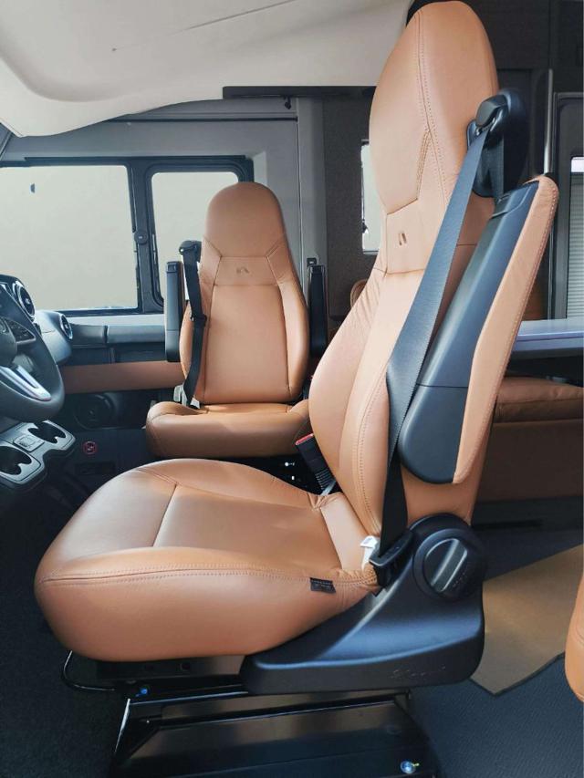 MERCEDES-BENZ Adria Super Sonic 890 LC
