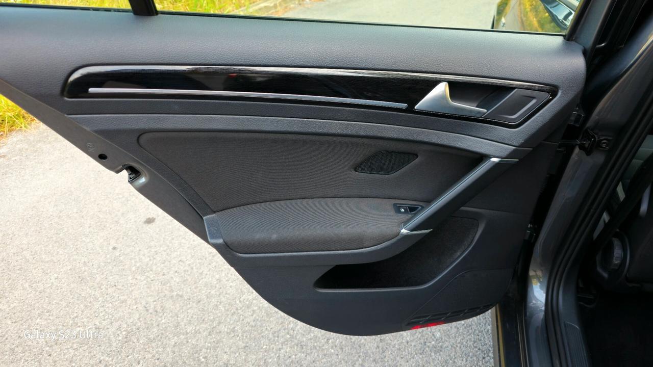 Golf 7.5 TGI EXCUTIVE METANO GARANTITA 12 MESI