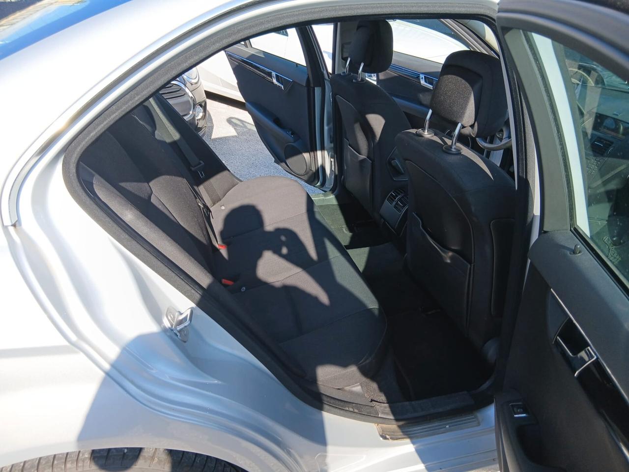 Mercedes-benz C 200 CDI BlueEFFICIENCY Classic