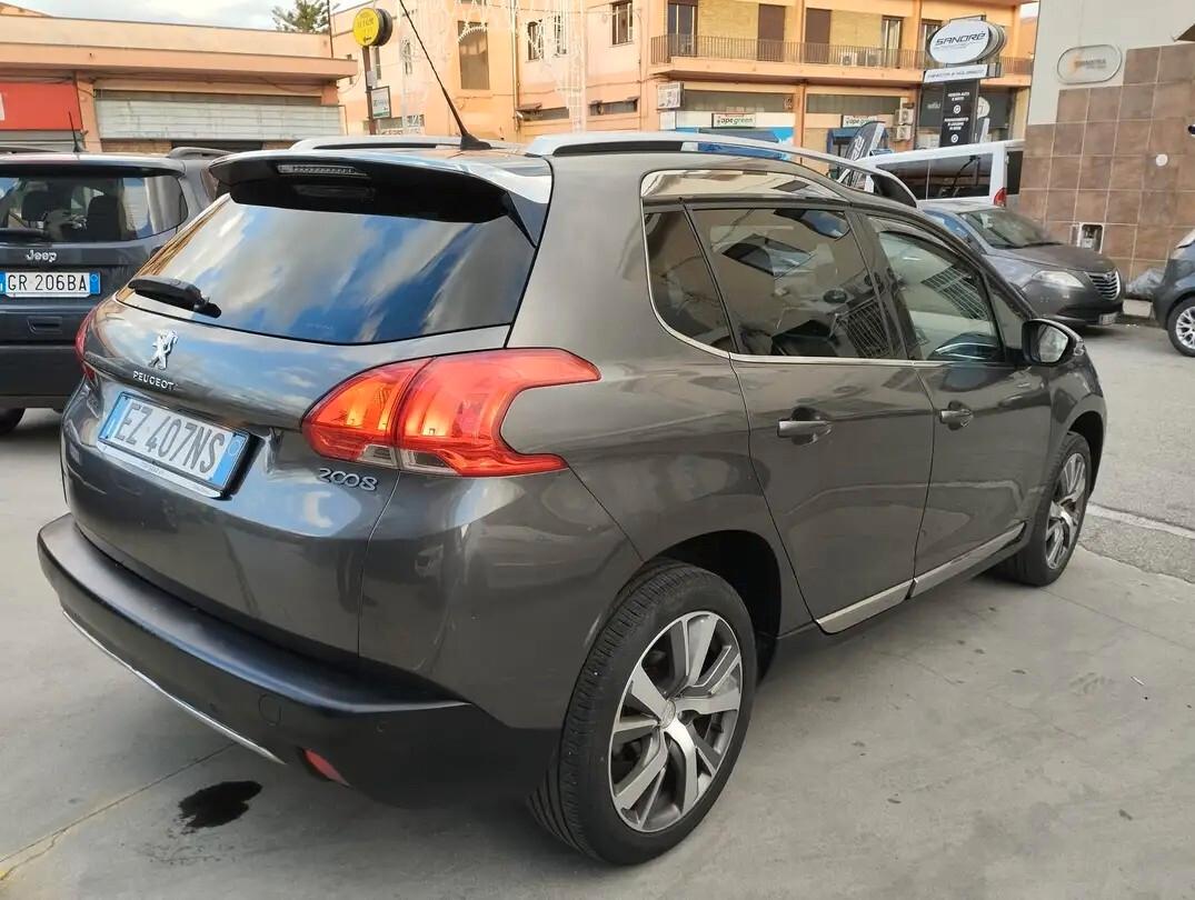 Peugeot 2008 BlueHDi 100 Allure