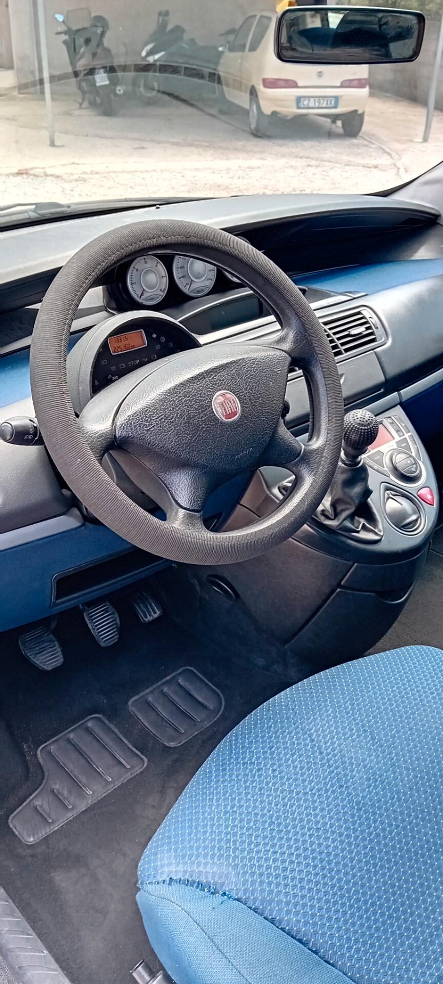 Fiat Ulysse 2.0 MJT 120 CV Emotion