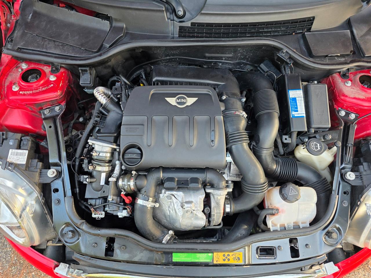 Mini Cooper D COUPER 1.6