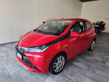 Toyota Aygo 1.0 12V VVT-i 3 porte Neopatentati