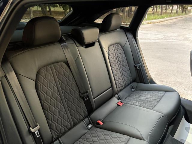 AUDI A6 Avant TDI 150 kW S tronic quattro S line edition one.