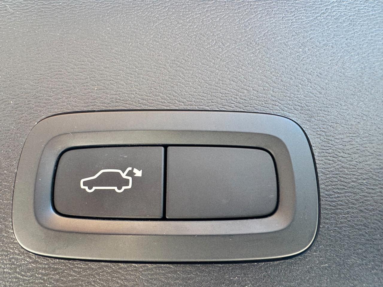 Volvo XC40 D3 AWD Momentum
