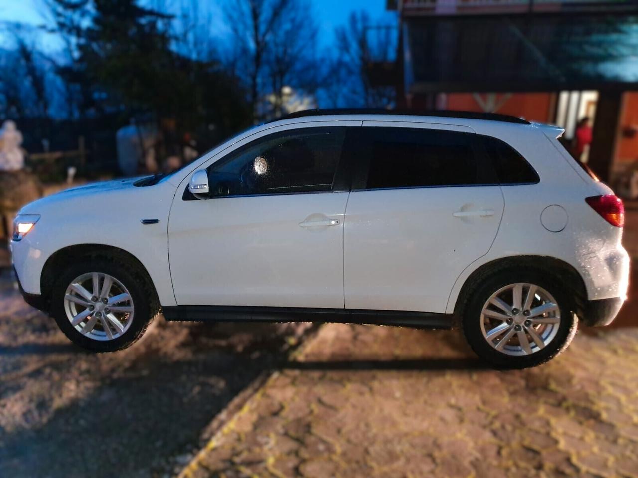 Mitsubishi ASX 1.8 DI-D 150 CV 4WD Intense ClearTec Panoramic