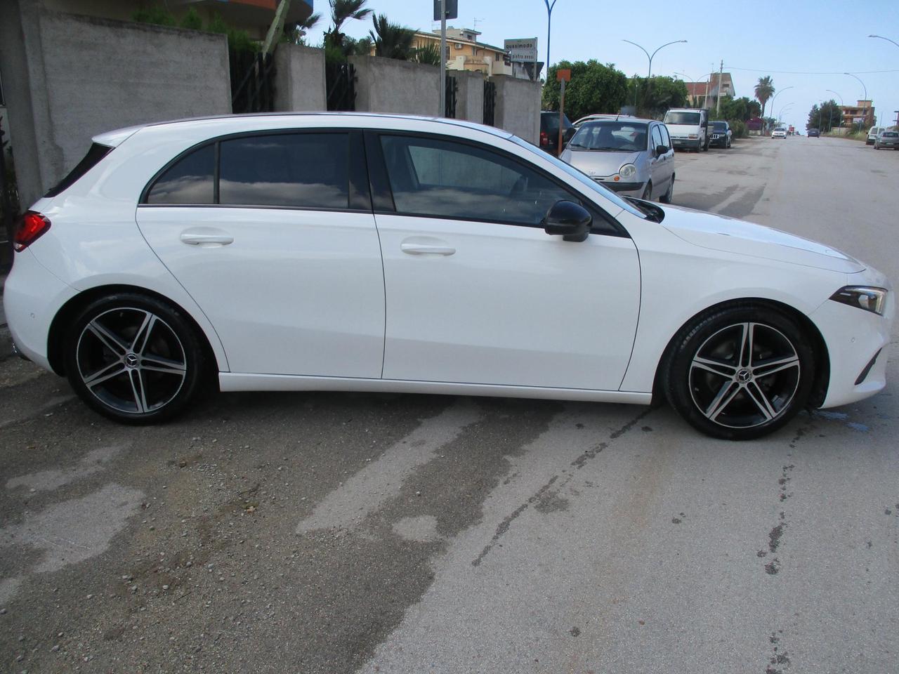 MERCEDES CLASSE A 180D 115cv Sport auto