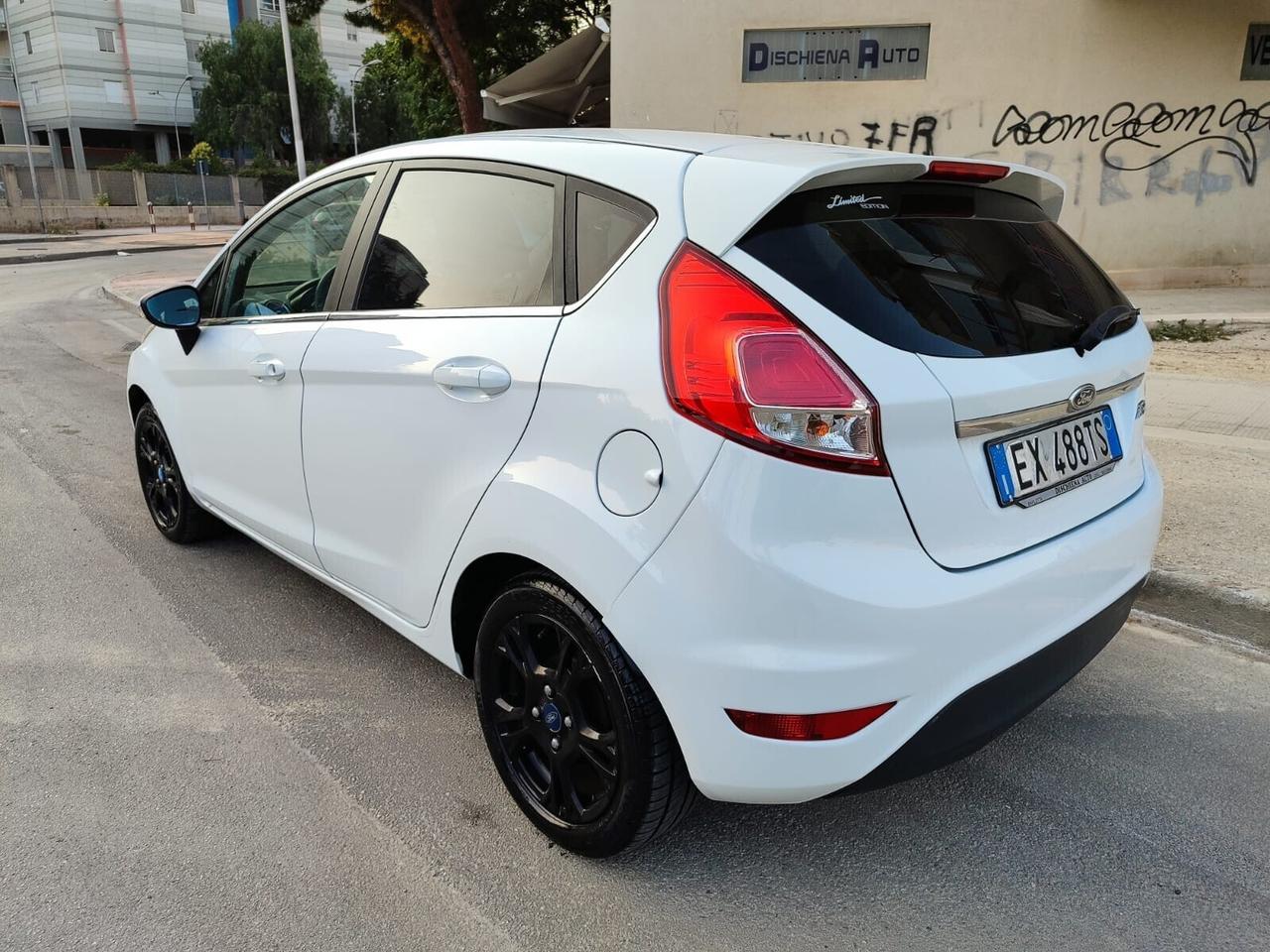Ford Fiesta 1.5 TDCi 75CV Titanium