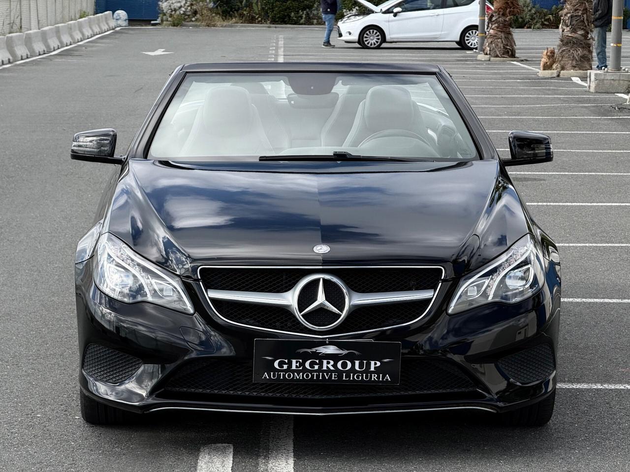 Mercedes-benz E 220 Cabrio-NAVI-AUTOMATICO-PERMUTABILE-.