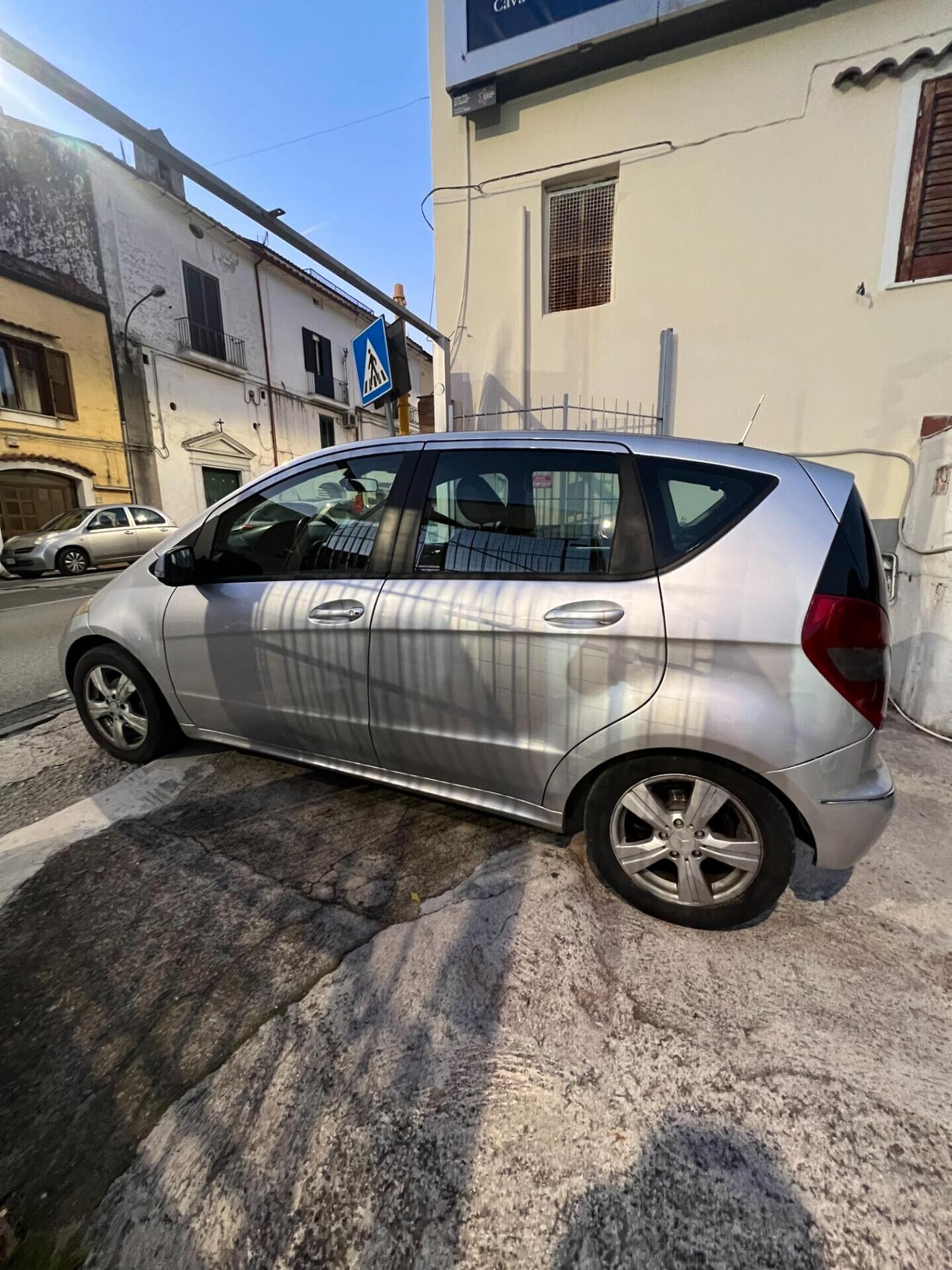 MERCEDES CLASSE A 180 CDI AUTOMATICA-MISTOPELLE-BLUETOOTH