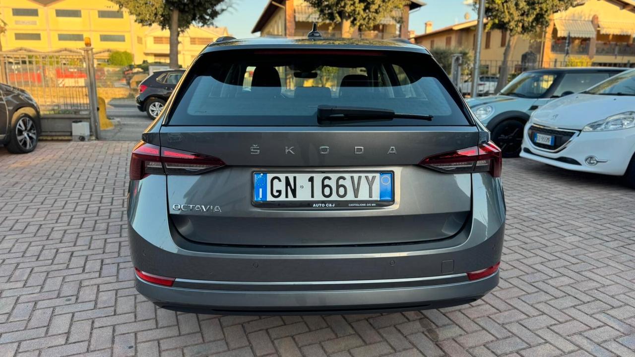 Skoda Octavia 2.0 TDI EVO SCR DSG Wagon Executive