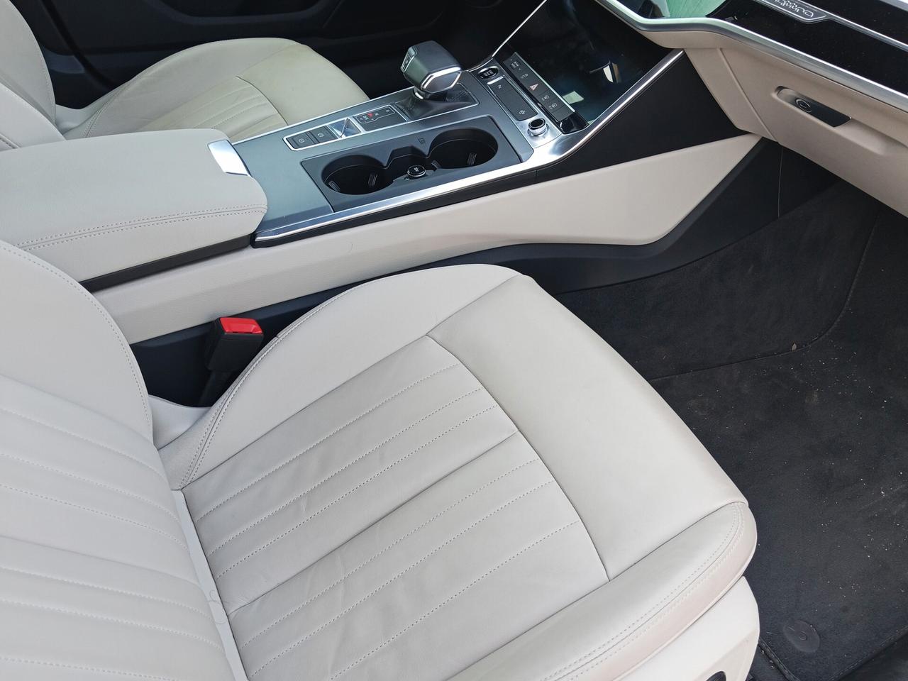 Audi A6 Avant 40 2.0 TDI quattro ultra S tronic Business Plus