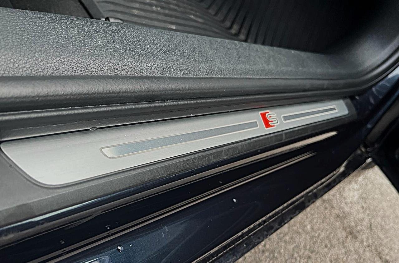 AUDI A4 AVANT BUSINESS SPORT 2.0TDI S TRONIC FULL OPTIONAL