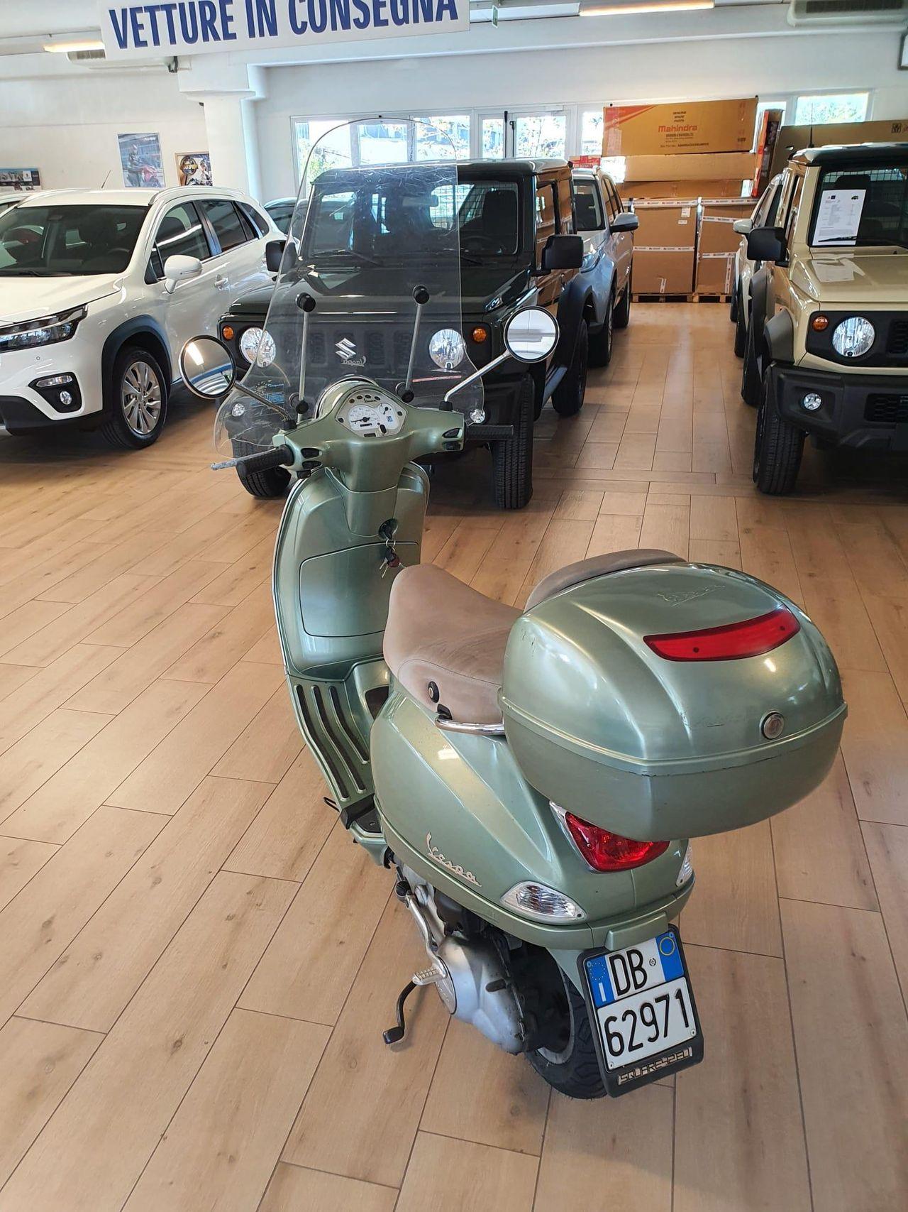 Piaggio Vespa ,