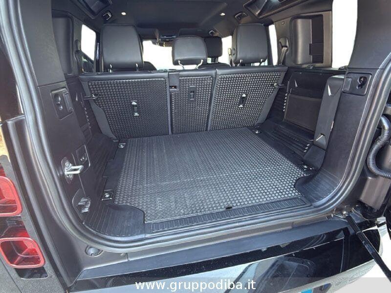 Land Rover Defender VII 2020 110 Diesel 110 3.0d i6 mhev SE awd 200cv auto