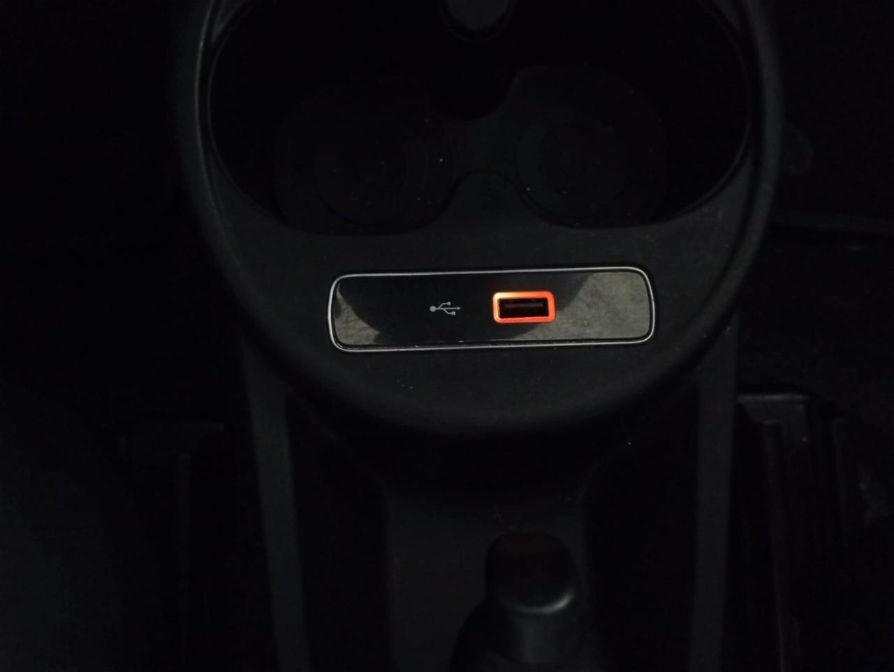 Fiat 500 1.0 Hybrid Red