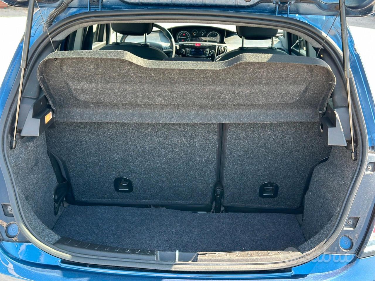 Lancia Ypsilon 1.0 FireFly 5 porte S&S Hybrid