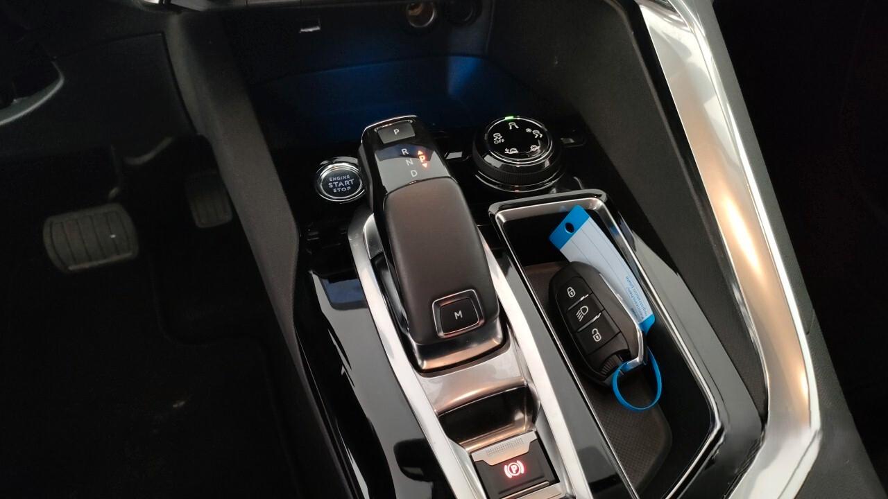 Peugeot 3008 BlueHDi 130 S&S Active Business