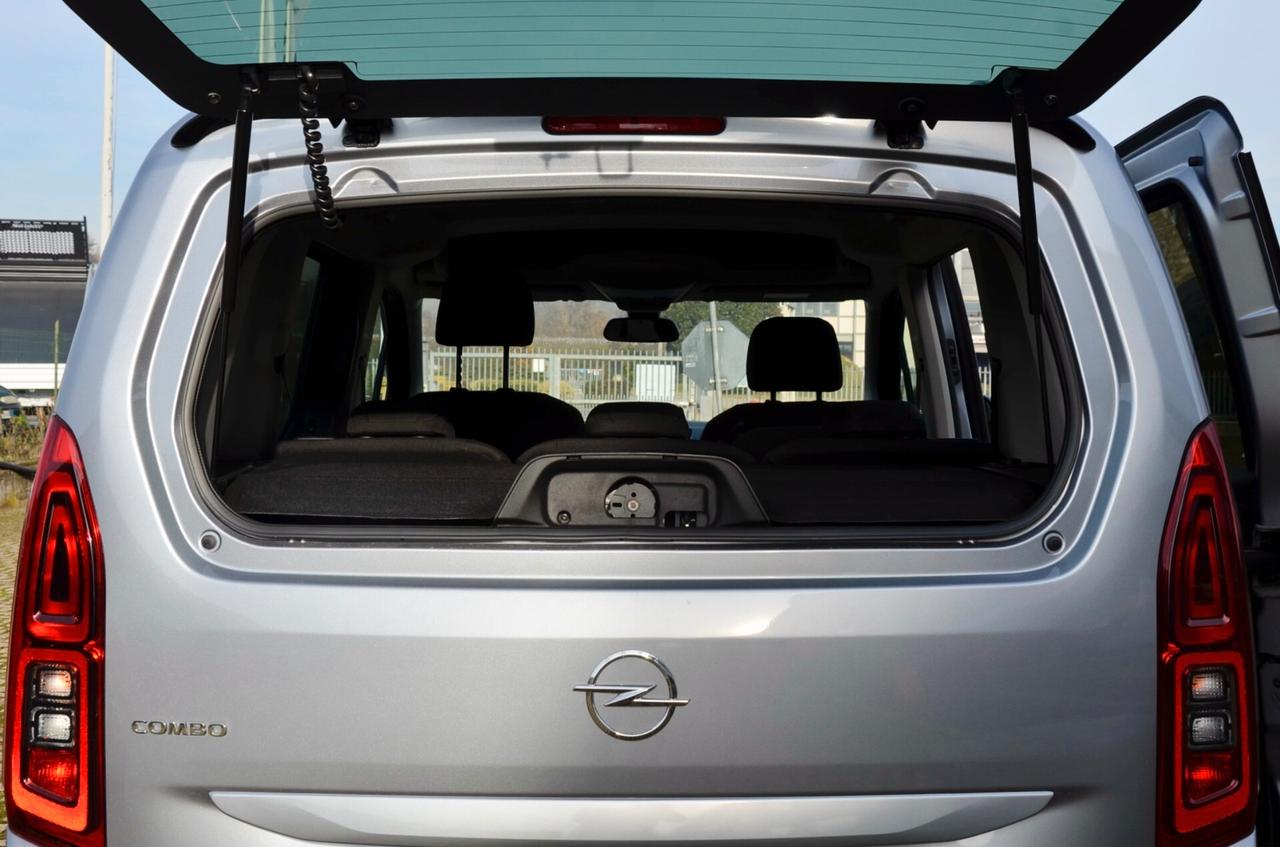 OPEL COMBO LIFE 1.5d 131cv, AUTO PARI AL NUOVO, UNICO UTILIZZATORE, PREZZO REALE