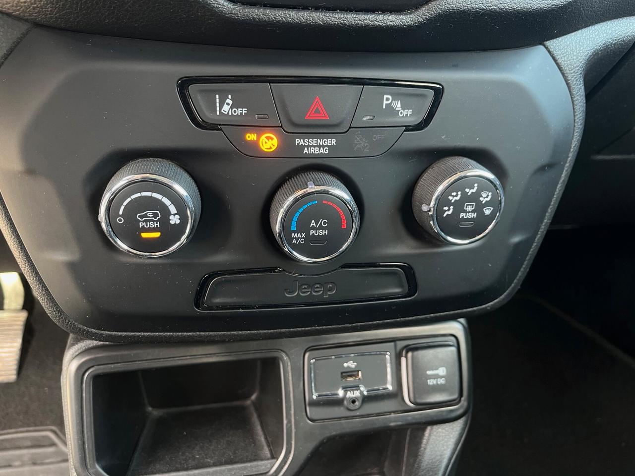 Jeep Renegade 1.6 Mjt 120 CV Longitude