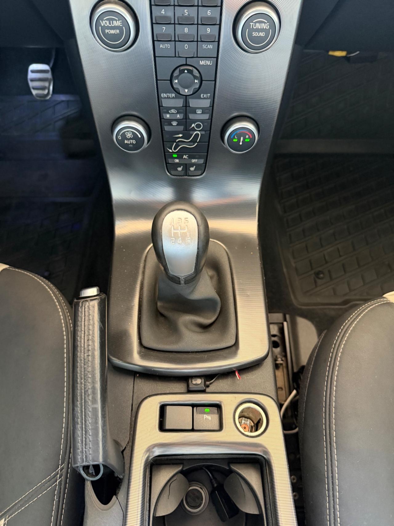 Volvo V50 1.6 D cat R-Design