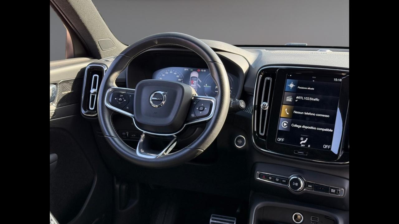 VOLVO XC40 - XC40 1.5 t5 phev R-design auto my21