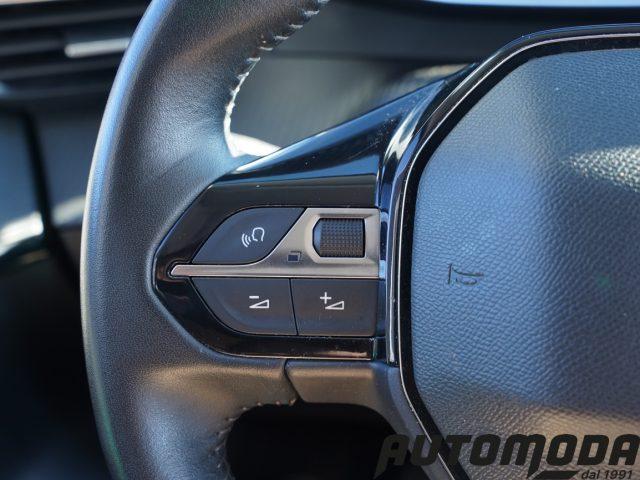 PEUGEOT 208 1.2/B PURETECH