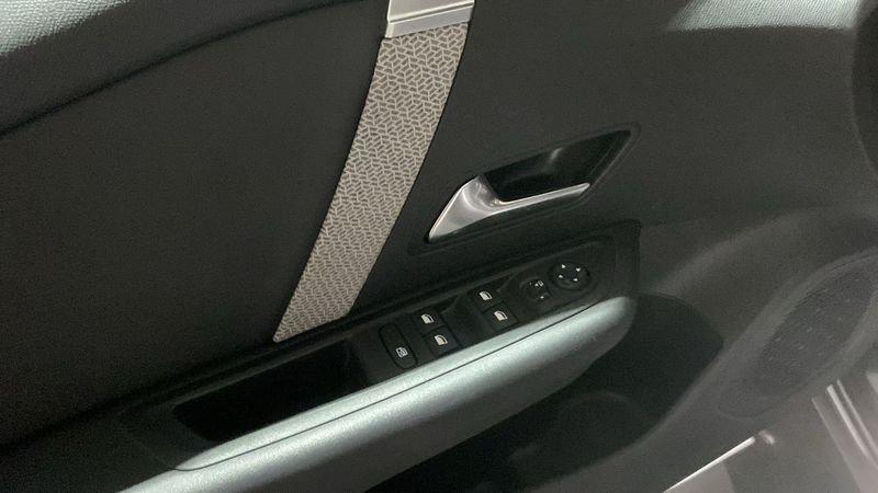 Citroën e-C4 e-C4 motore elettrico 136 CV Plus