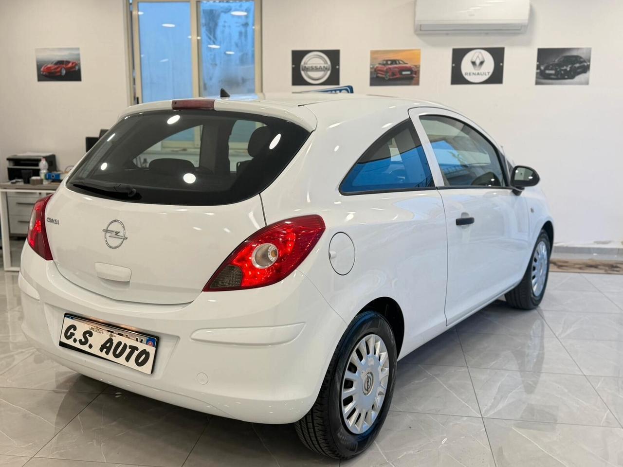 Opel Corsa 1.2cc Benzina 2011