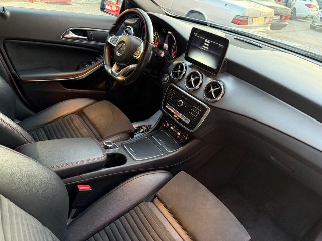 MERCEDES-BENZ GLA 200 d Automatic 4Matic Premium