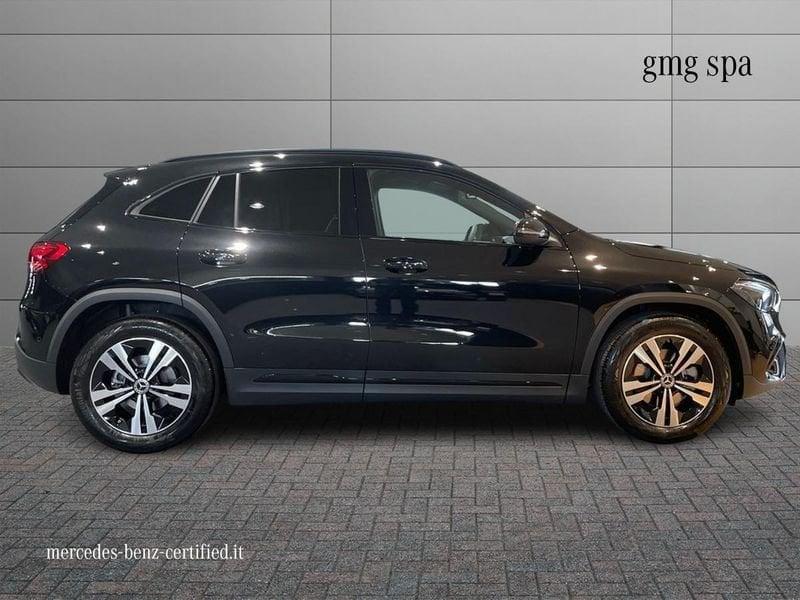 Mercedes-Benz GLA 200 d Progressive Extra auto