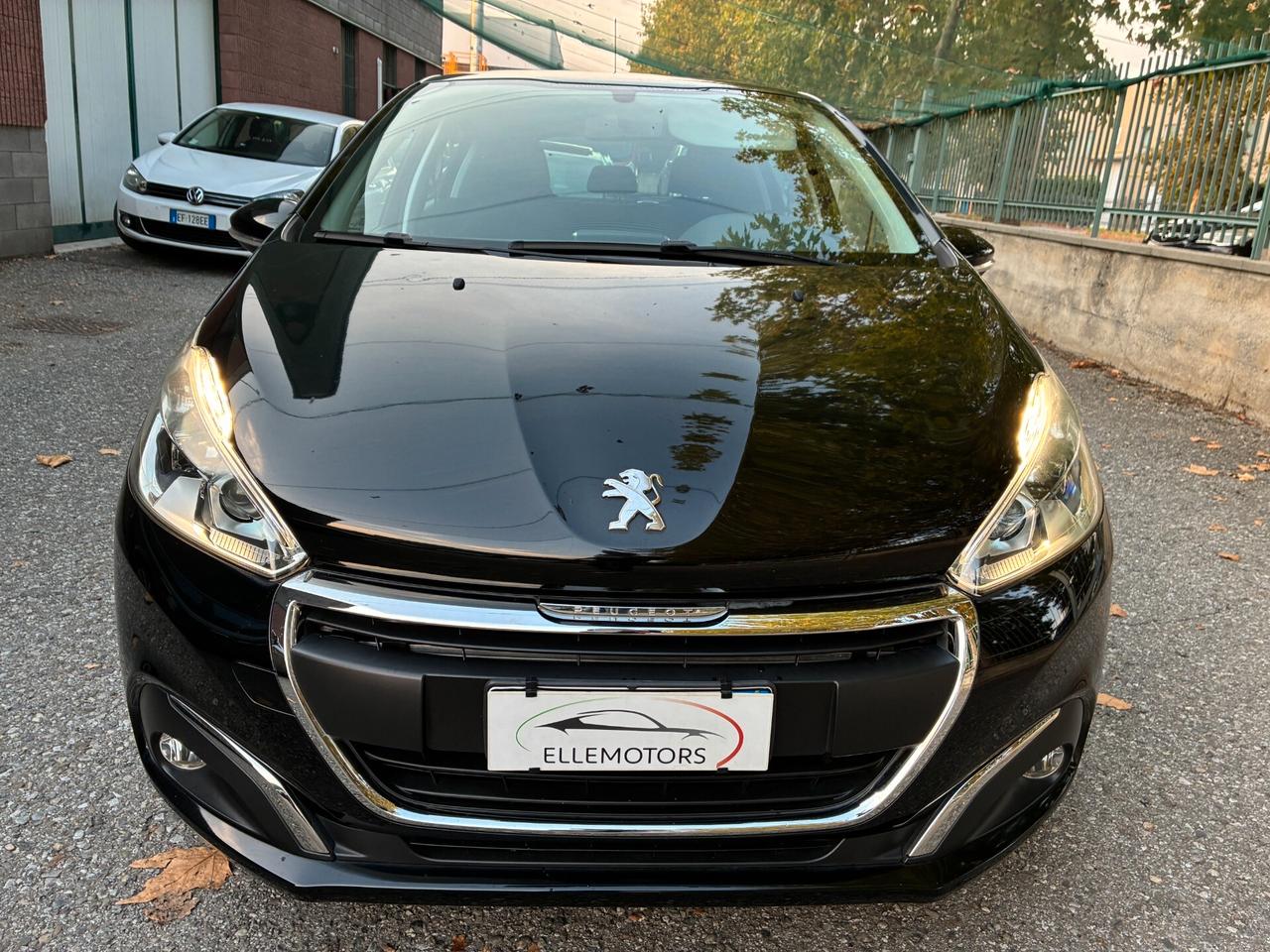 PEUGEOT 208 SOLO 29.813KM