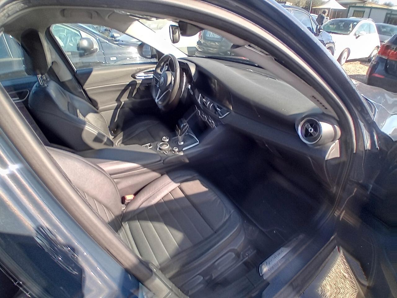 Alfa Romeo Giulia 2.2TD 150CV AT8 Super finanzio