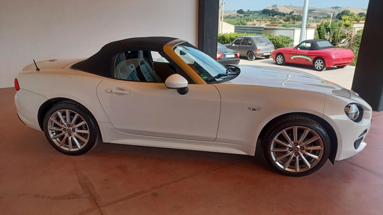 Fiat 124 Spider 1.4 MultiAir Lusso