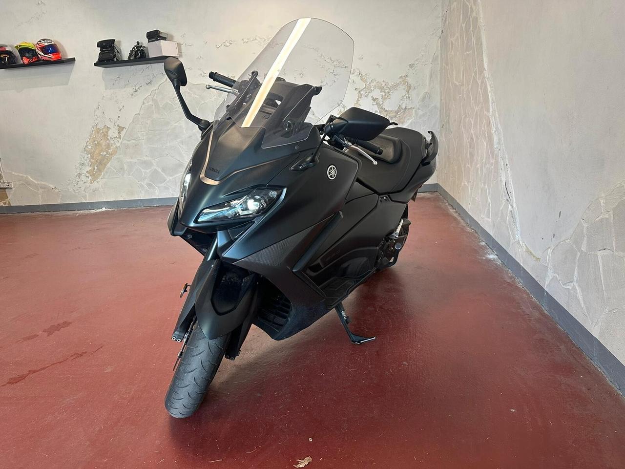 YAMAHA T-Max 560