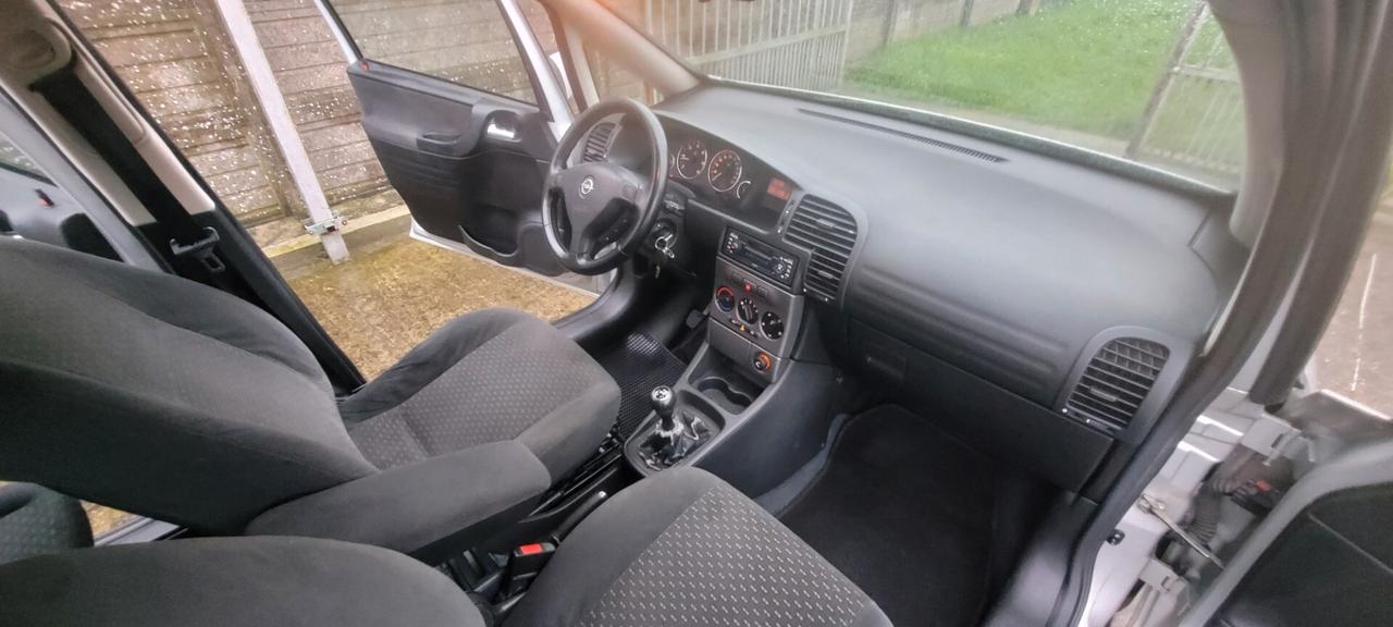 Opel Zafira 7 POSTI 2.0 16V DTI cat Comfort