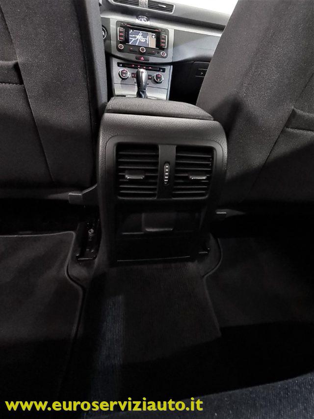 VOLKSWAGEN Passat VARIANT. 1.6 TDI DSG Comfortline